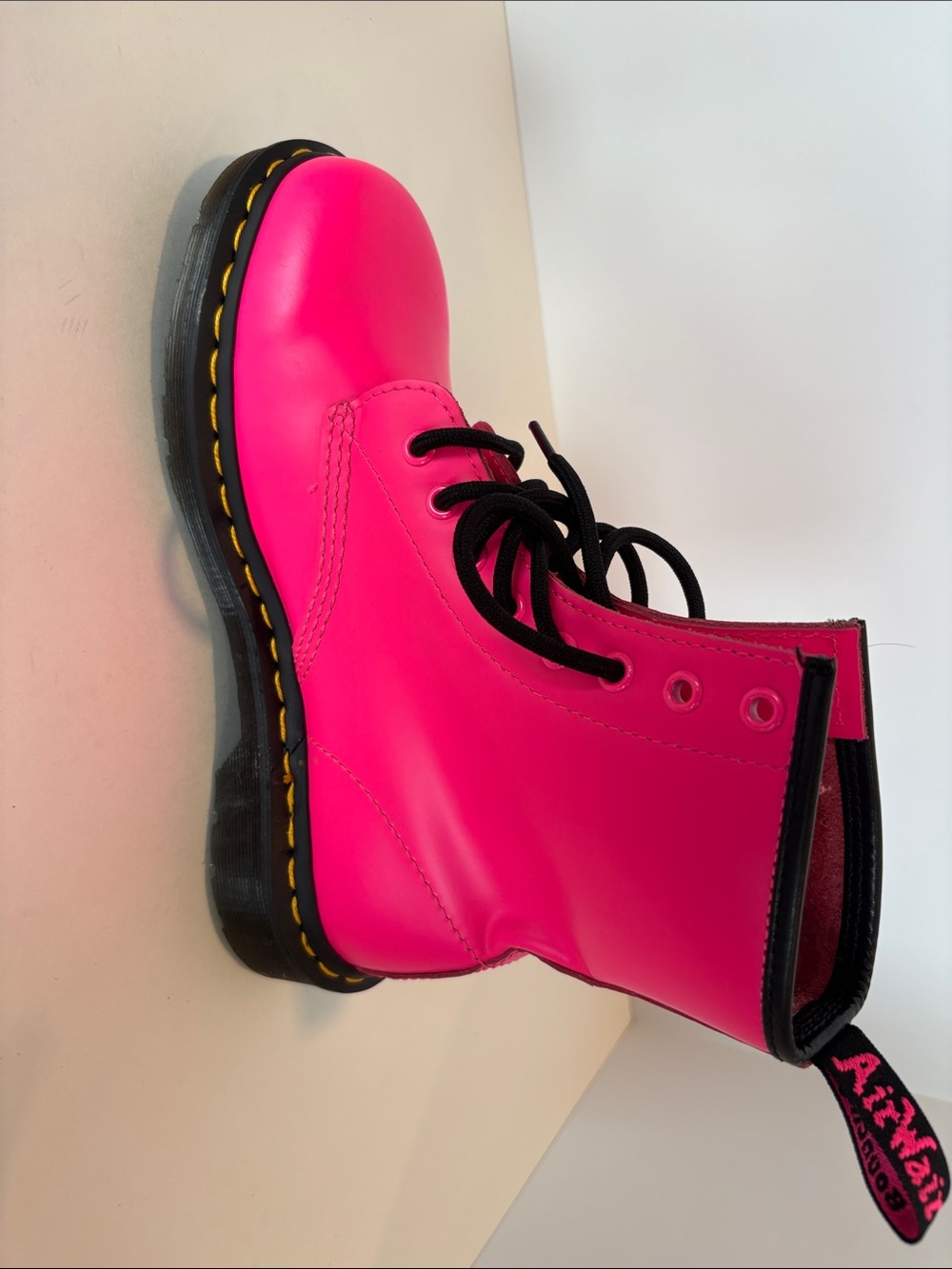 Dr Martens Hot Pink Boots Lace-Up Size 7 - Picture 7 of 10